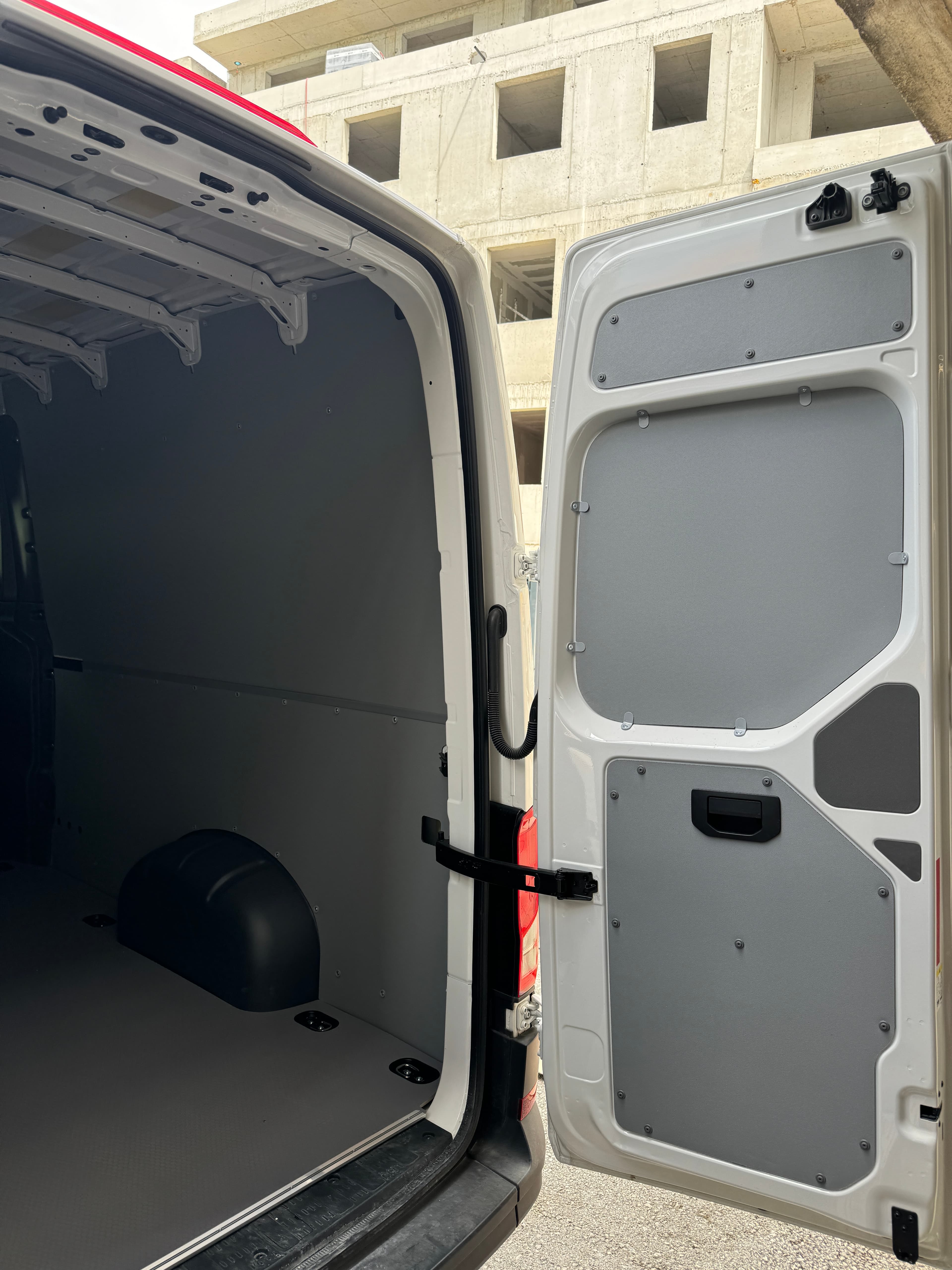 Fiat Ducato L4H3 dupla kabina (2/4)